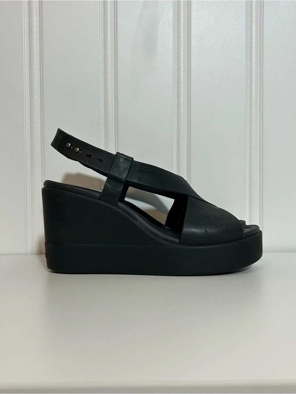 Crocs Brooklyn high peep toe Women's Black Platform Wedge sling back Sandal
